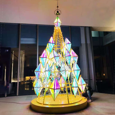 2020年新款炫彩镭射膜钻石圣诞树定制生产 落地安装完成