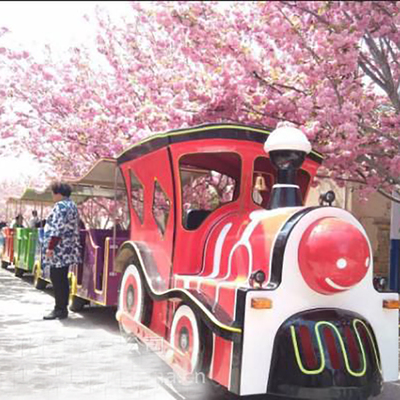 厂家定制户外特色火车车厢式餐厅酒吧酒店咖啡厅火车模型主题工程