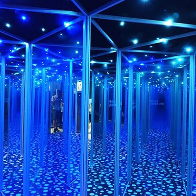 镜子迷宫 魔幻玻璃迷宫游乐设备厂家 室内外均可摆放 支持定制