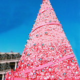 商场室外大型圣诞主题装饰圣诞拱门 大型粉色圣诞树 圣诞中庭景观布置