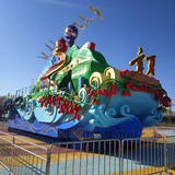 大型花车游乐设备 儿童乐园巡游车玻璃钢雕塑园林景观雕塑定制